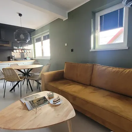 Chalupka 3 Apartment